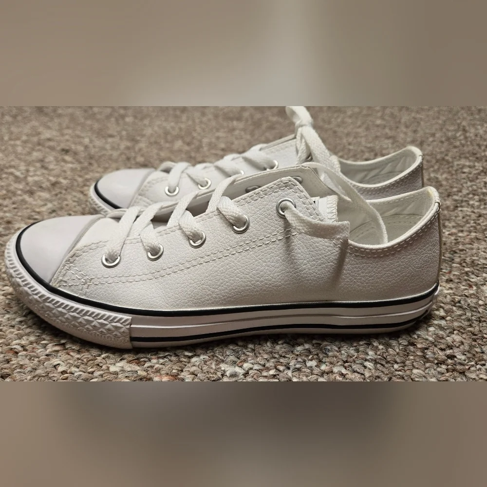 Converse All star Chuck taylor white shoes unisex